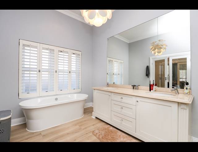 3 BEDROOM FREEHOLD FOR SALE IN ESSENWOOD